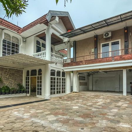 Reddoorz Plus Near Akademi Kepolisian Semarang 3 Exterior photo