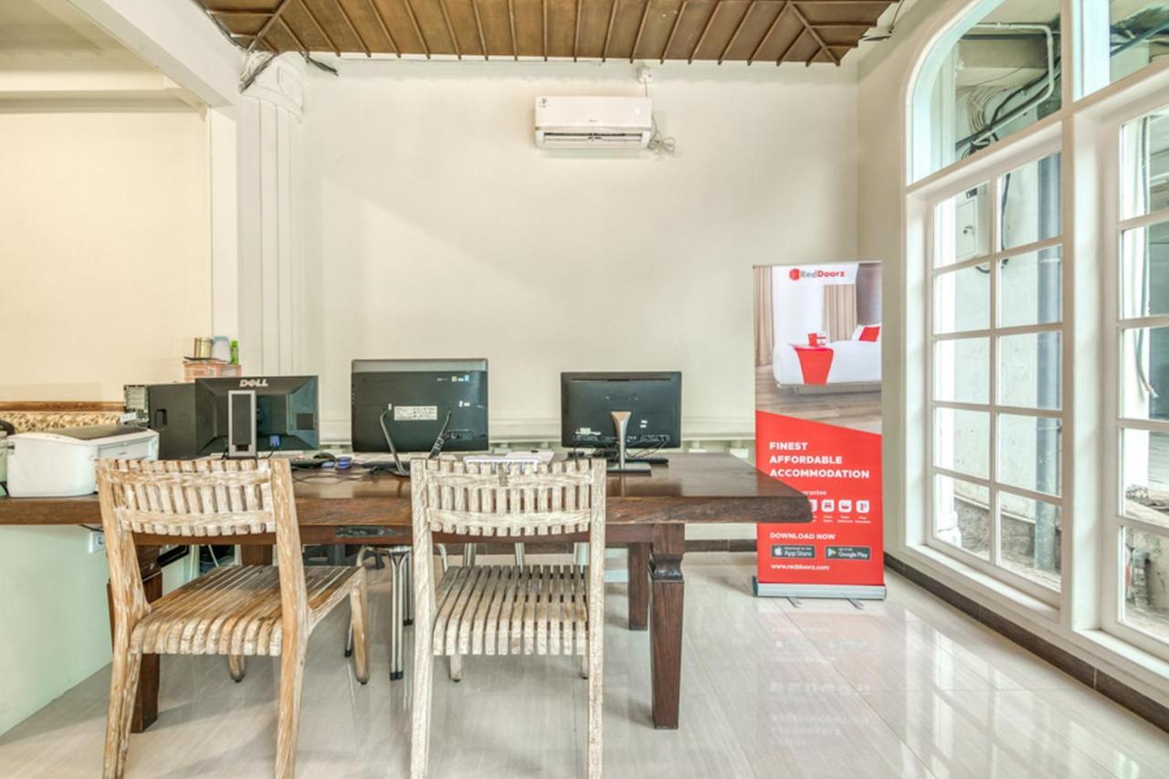 Reddoorz Plus Near Akademi Kepolisian Semarang 3 Exterior photo